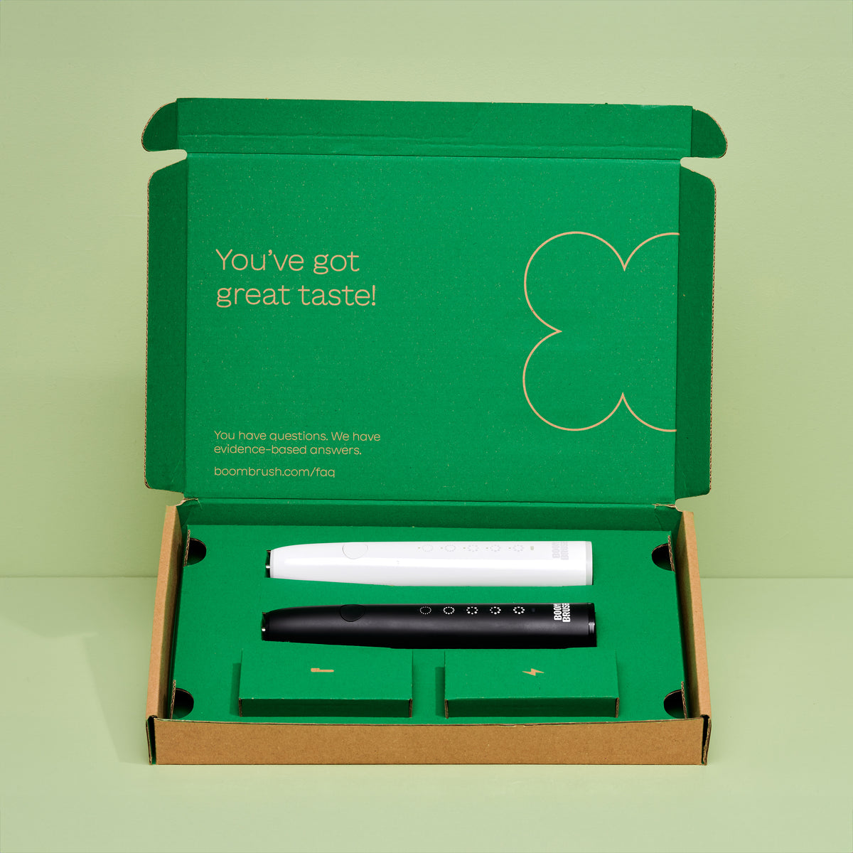 Boombrush Sonische Tandenborstel Duo Kit (Wit+Zwart) – 90 Dagen Batterij-Boombrush-Sordent