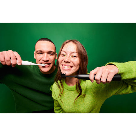 Boombrush Sonische Tandenborstel Duo Kit (Wit+Zwart) – 90 Dagen Batterij-Boombrush-Sordent